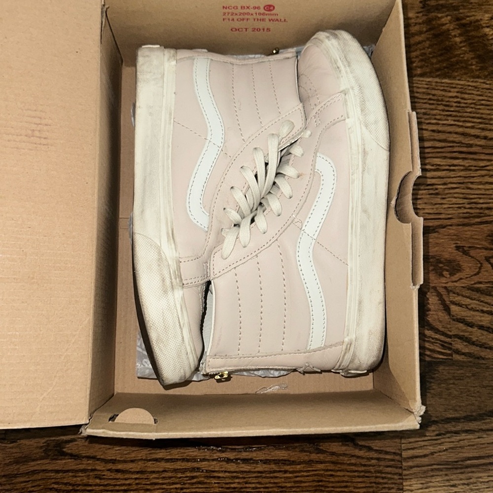 Vans Leather Sk8-Hi Slim Zip Shoe